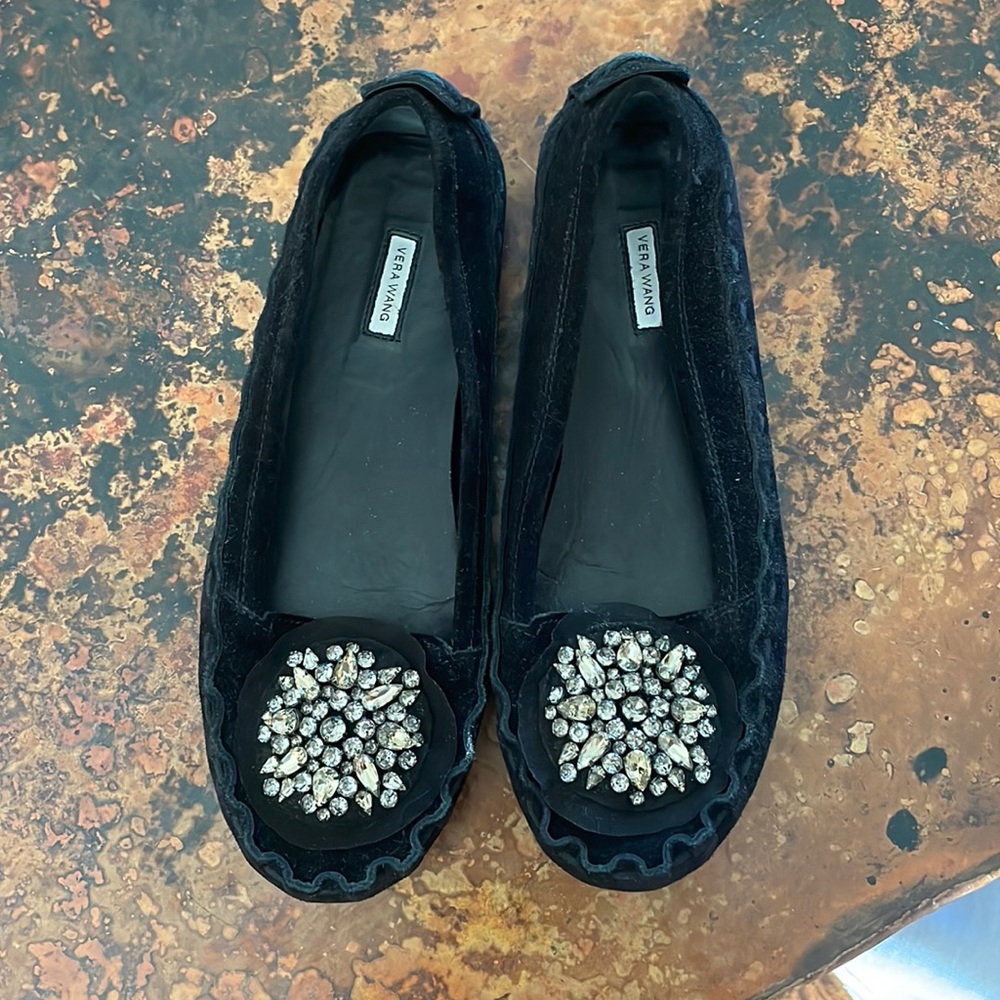 VERA WANG FLATS